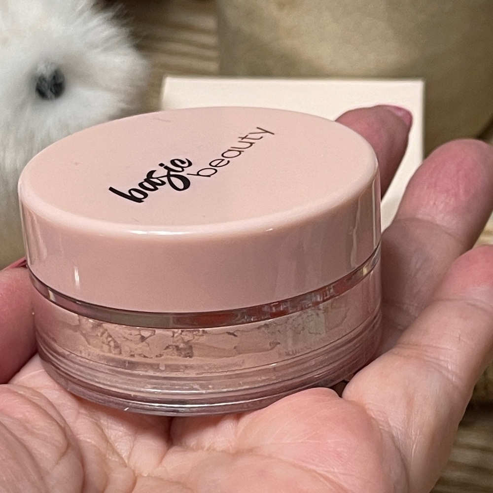 BASIC BEAUTY Translucent Setting Powder - Picture 5 of 10